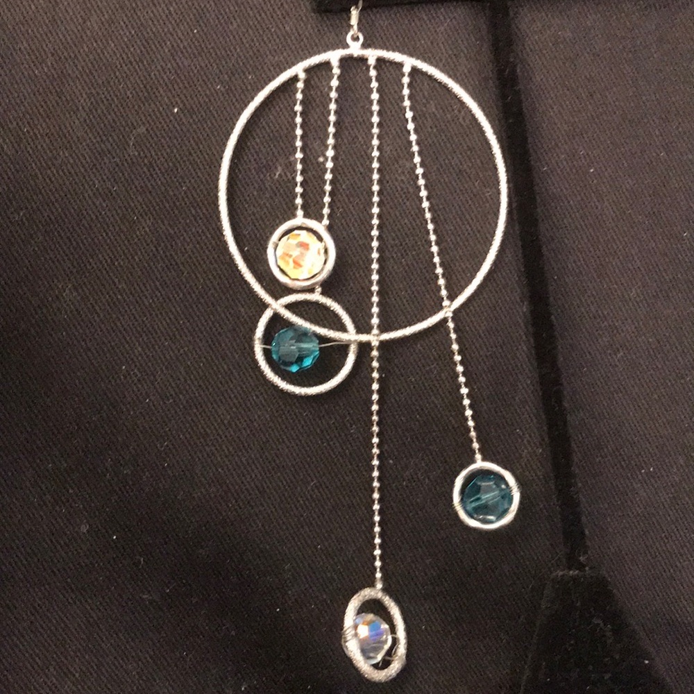 Earring - Picture 2 of 3